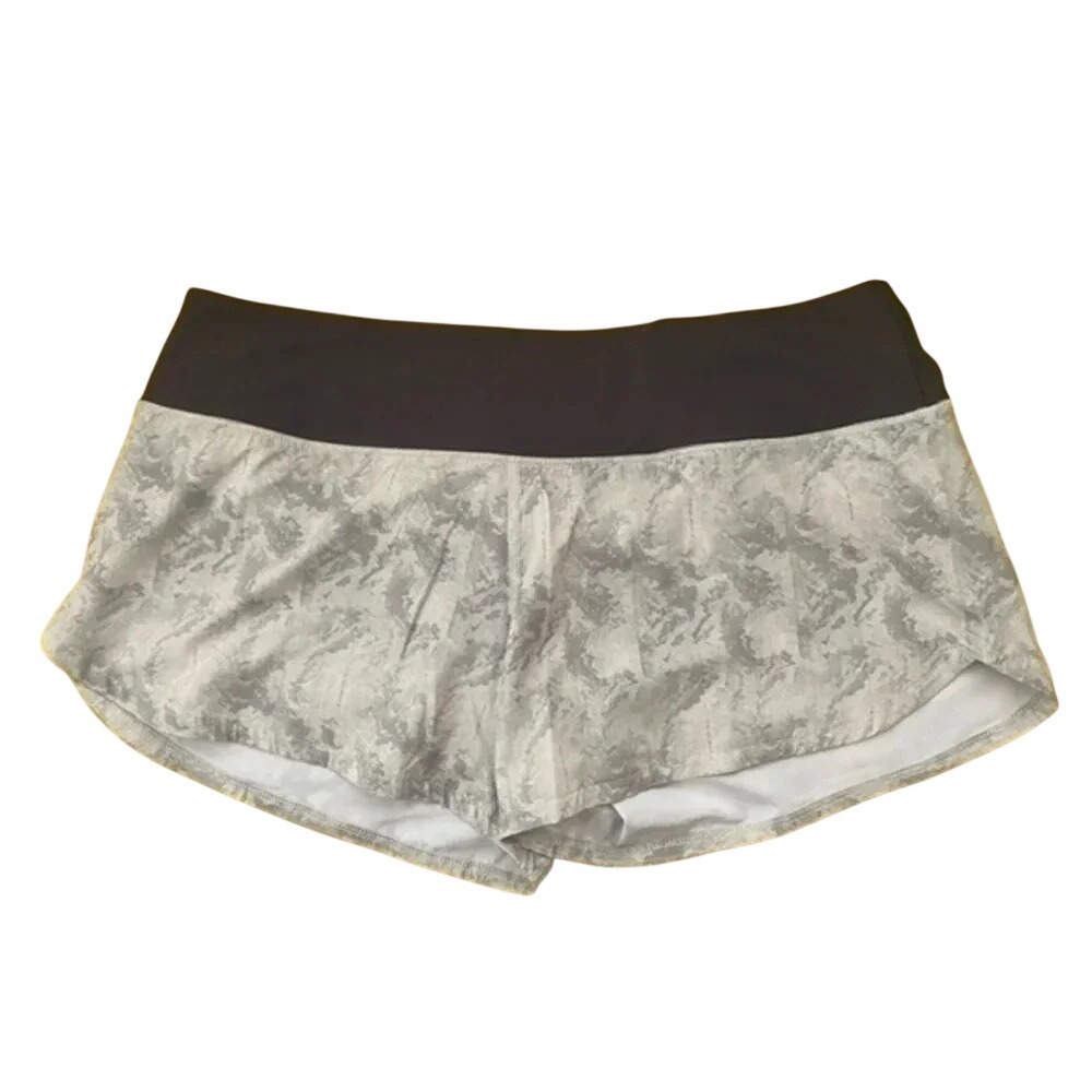 Vuori Women's Omni Performance Short‎ size large